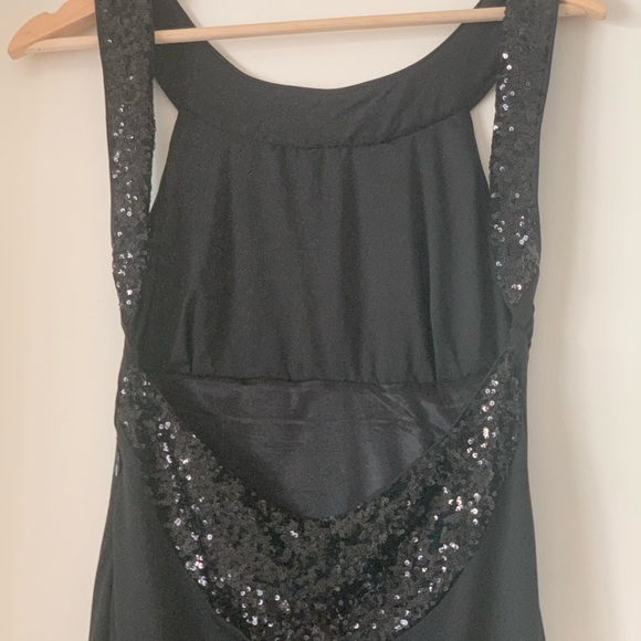 Black Long Dress with sequins appliqué open back - Picture 3 of 8